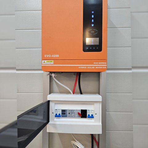 Комплект резервного питания 4200W, гибридный инвертор Anern 4,2 кВт, Аккумулятор AS-24280 LiFePO4 7,2 кВт, для подключения инвертора к дому Превью 1